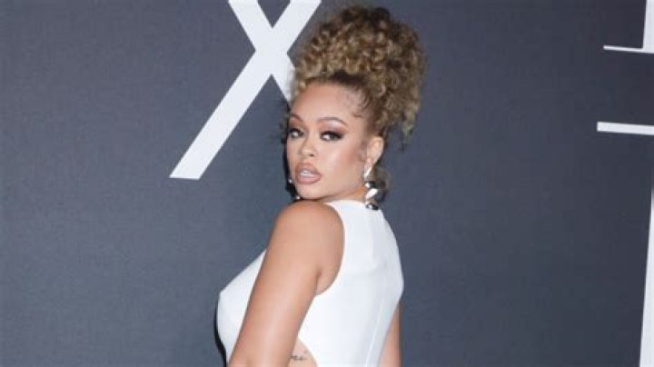 Scott Disick’s Miami Hookup Jessica Harris: 5 Things To Know About The Sexy Model