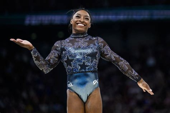 Simone Biles Rocks Neon Green String Bikini In September & More Stars In Bikinis — Pics