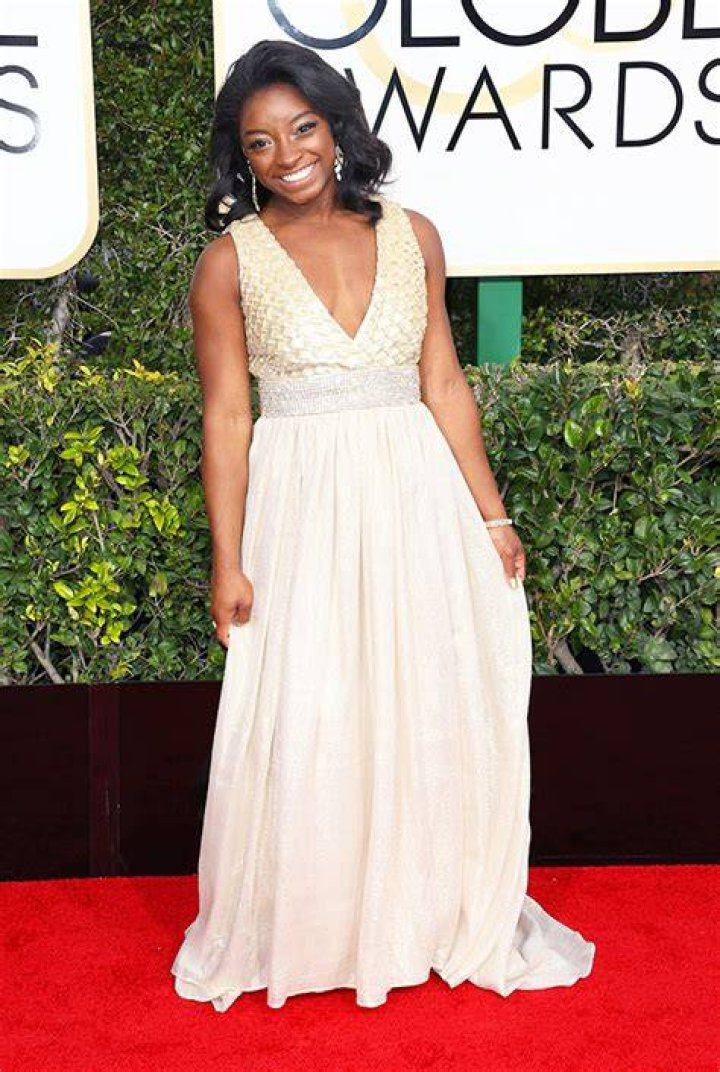 Simone Biles Rocks White Halter Gown At Bridal Shower: Photos – Hollywood Life