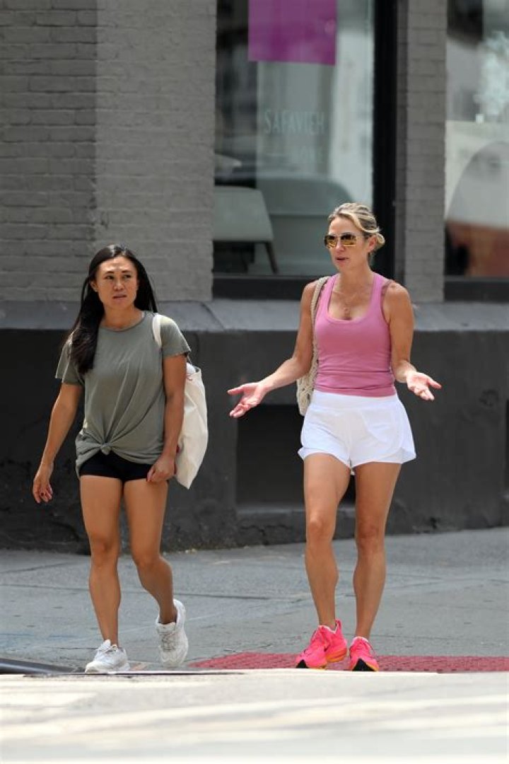 ‘Teen Mom 2’s Briana DeJesus Stuns In Low-Cut Pink Top As She Vows To ‘Love’ Herself ‘More’