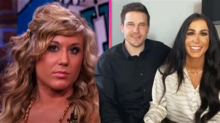 ‘Teen Mom 2’ Star Chelsea Houska Wears Daisy Dukes As She Loves On Hubby Cole DeBoer