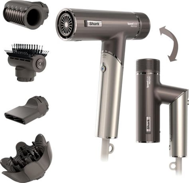 This Best-Selling Blowdryer With Over 33,700 Positive Reviews Is On Sale For Just $20