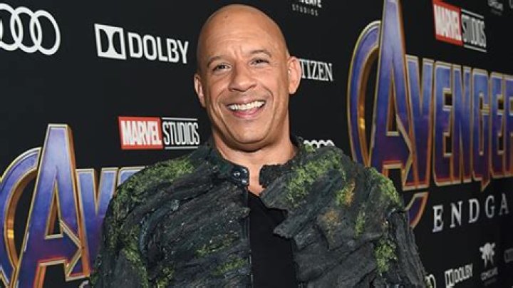 Vin Diesel Poses Shirtless & Claims His Ripped Chest Is A ‘Dad Bod’ – Hollywood Life