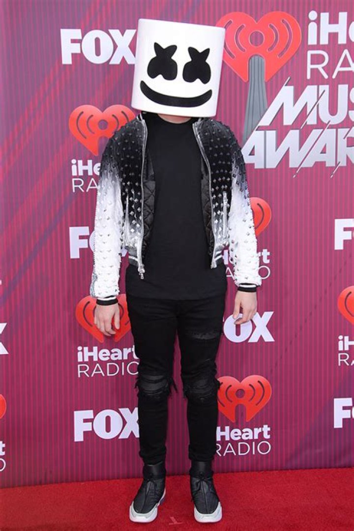 Who Is Marshmello? Everything To Know About The DJ/Producer – Hollywood Life