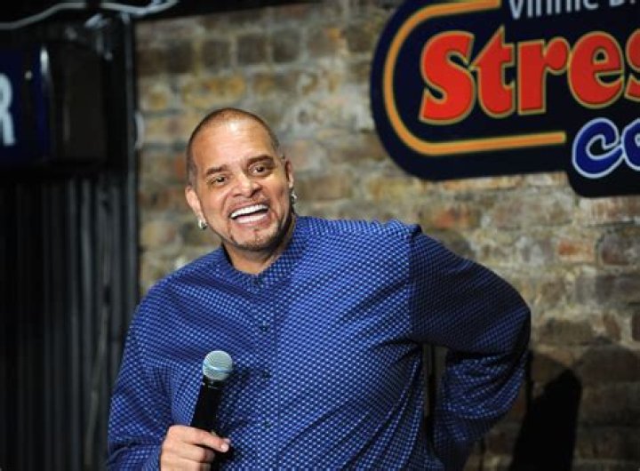 Who Is Sinbad? Facts About Comedian Who Suffered A Stroke – Hollywood Life
